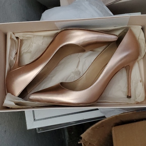NIB Sergio Rossi Godiva rose heels